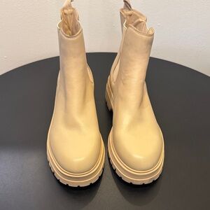 Marc Fisher Ankle Boots size 10